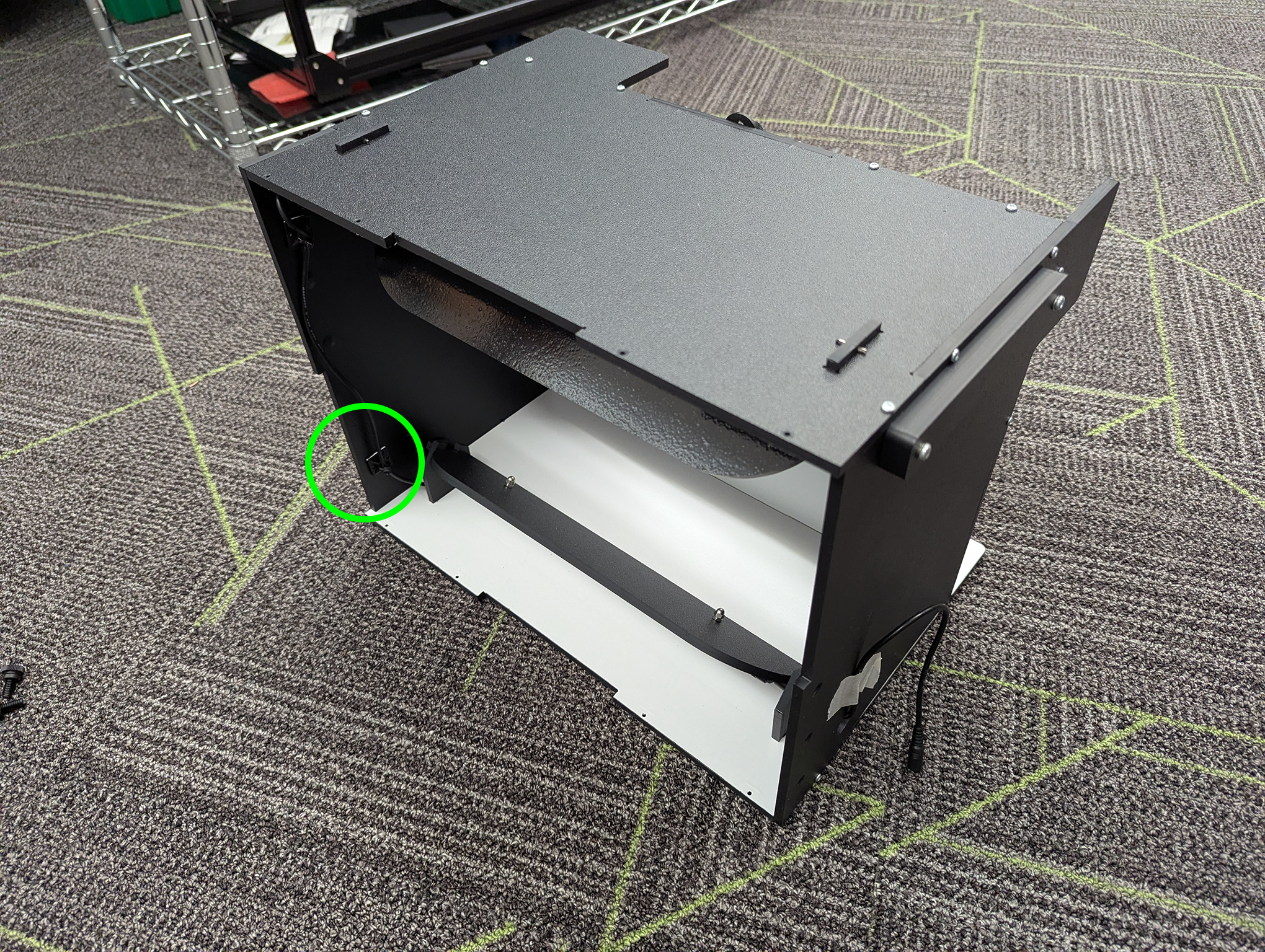 Modular Retrofit memindahkan kabel